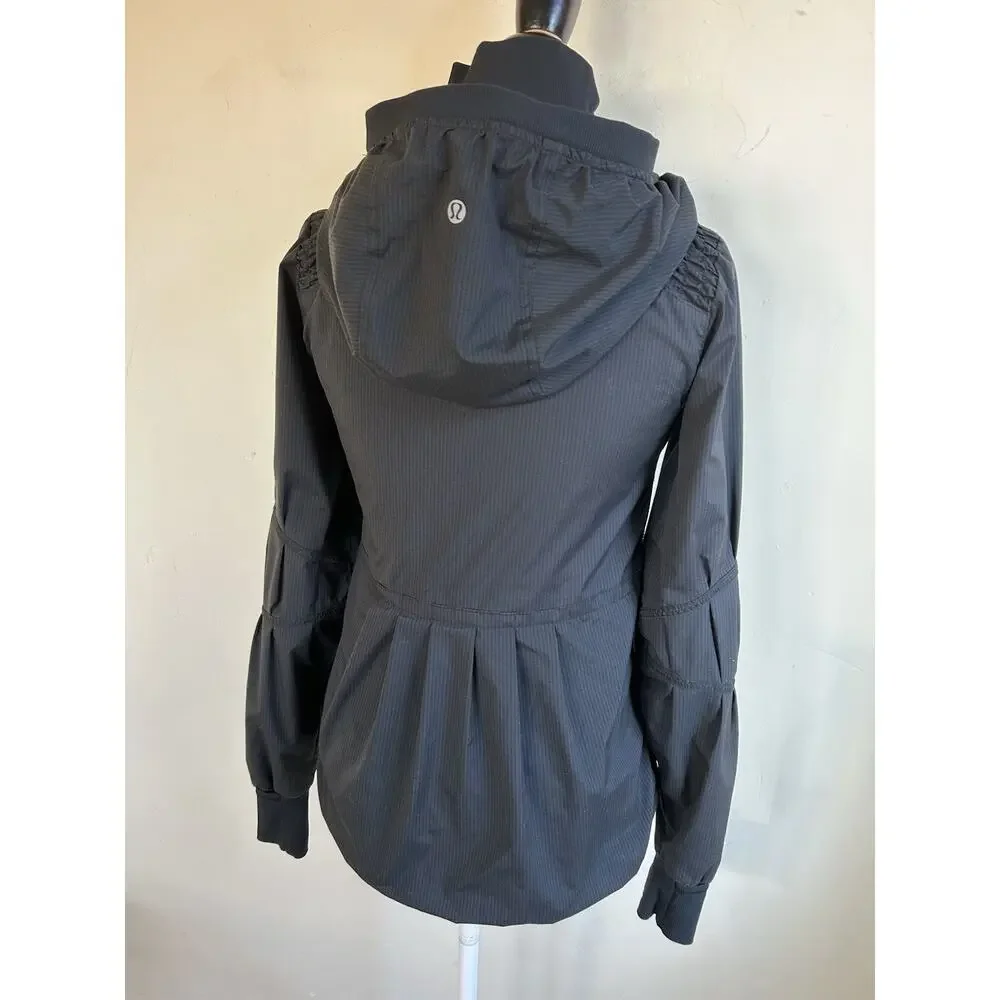 Lululemon Hooded Jacket 4 Full Zip Windbreaker Lightweight Running Women
